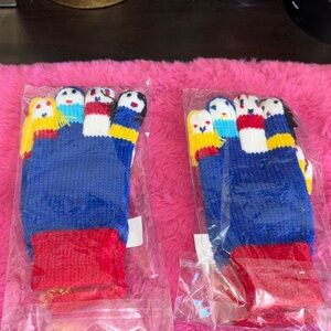 NWT 2 PAIRS people finger knit kid gloves with different people on each finger w